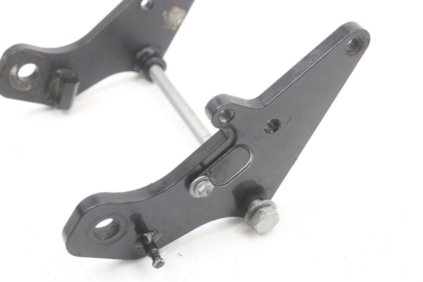 photo de SUPPORT MOTEUR MOTO GUZZI NORGE 8V GT 1200 (2011 - 2016)