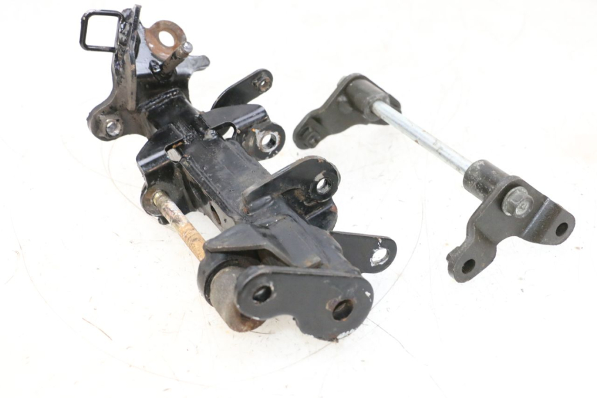 photo de SUPPORT MOTEUR HONDA NSR R 125 (1994 - 2003) - Autre angle de vue