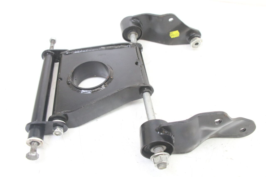 photo de SUPPORT MOTEUR PIAGGIO MP3 500 (2014 - 2016)
