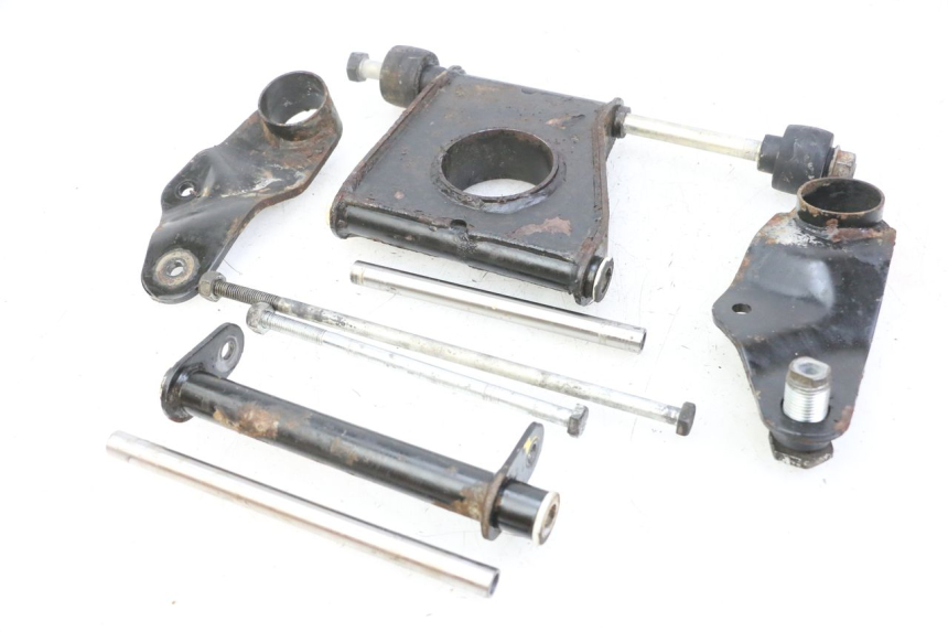 photo de SUPPORT MOTEUR PIAGGIO MP3 LT 400 (2007 - 2012)