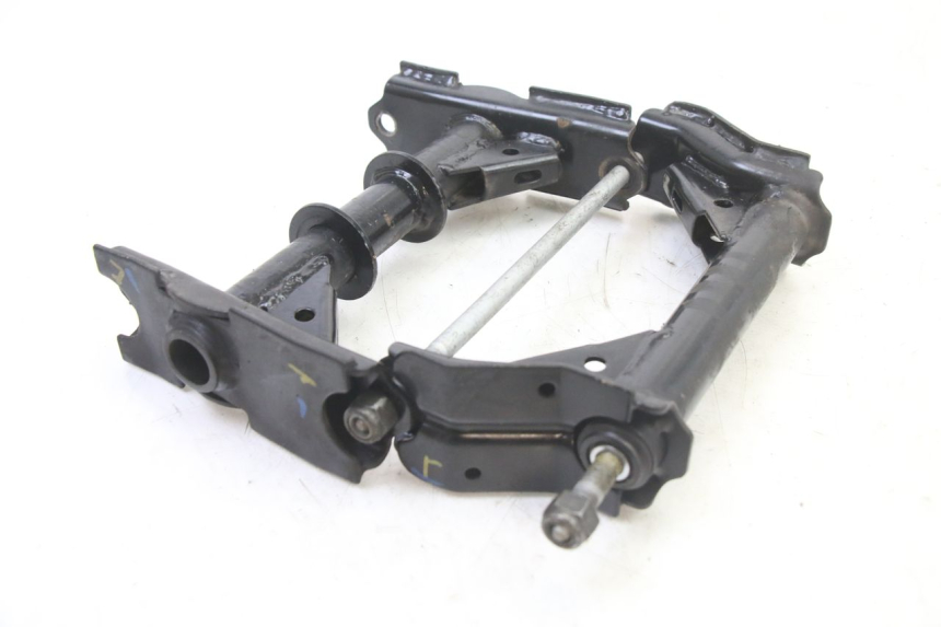 photo de SUPPORT MOTEUR PEUGEOT SATELIS 125 (2013 - 2018)
