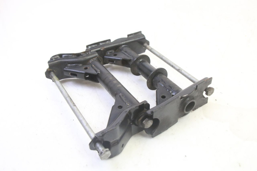 photo de SUPPORT MOTEUR PEUGEOT SATELIS 125 (2013 - 2018)