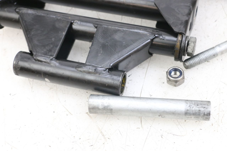 photo de SUPPORT MOTEUR APRILIA SCARABEO GT 125 (1999 - 2007)