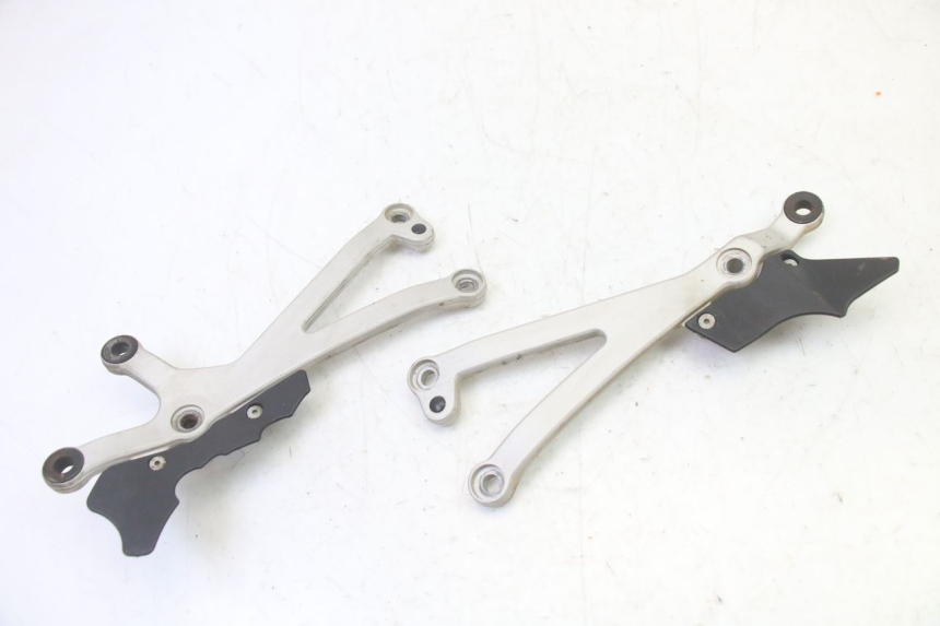 photo de SUPPORT MOTEUR KTM SUPERENDURO R 950 (2005 - 2009)