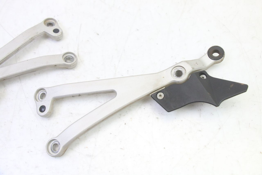 photo de SUPPORT MOTEUR KTM SUPERENDURO R 950 (2005 - 2009)
