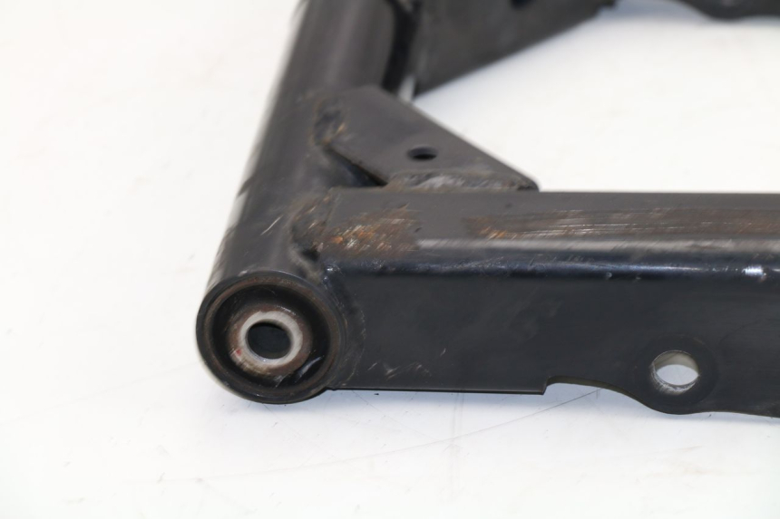 photo de SUPPORT MOTEUR YAMAHA TRICITY 125 (2012 - 2016)