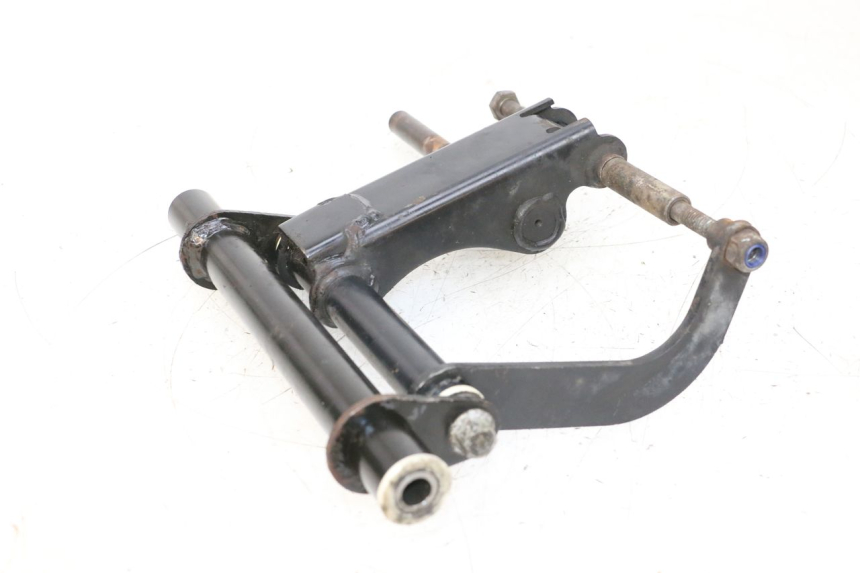 photo de SUPPORT MOTEUR PIAGGIO VESPA GTS SUPER IE 125 (2009 - 2016) - Vue d’ensemble