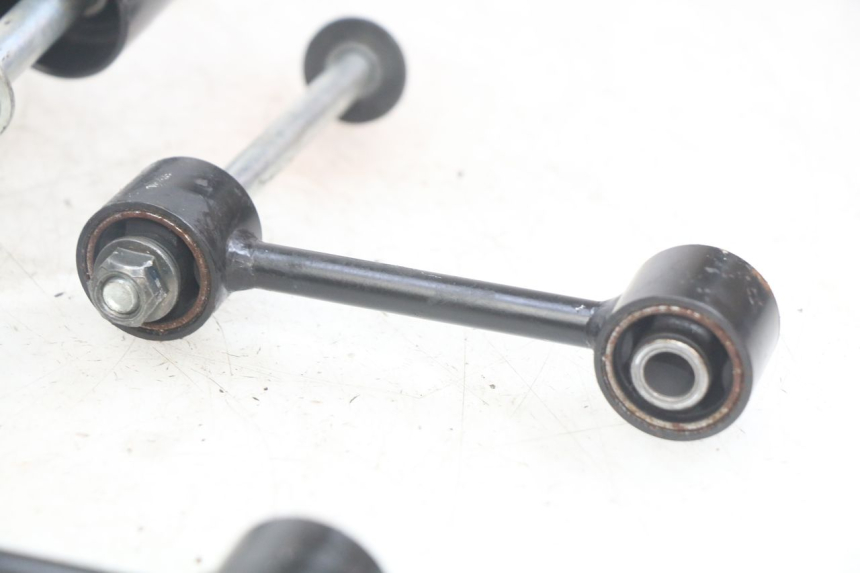 photo de SUPPORT MOTEUR YAMAHA X-MAX XMAX 125 (2010 - 2014)