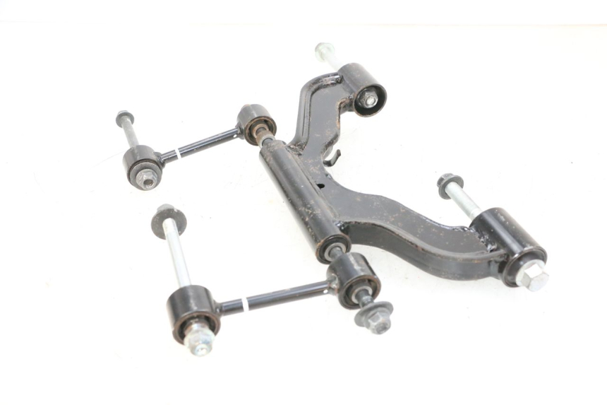 photo de SUPPORT MOTEUR YAMAHA X-MAX XMAX 125 (2010 - 2013) - Détail de la pièce