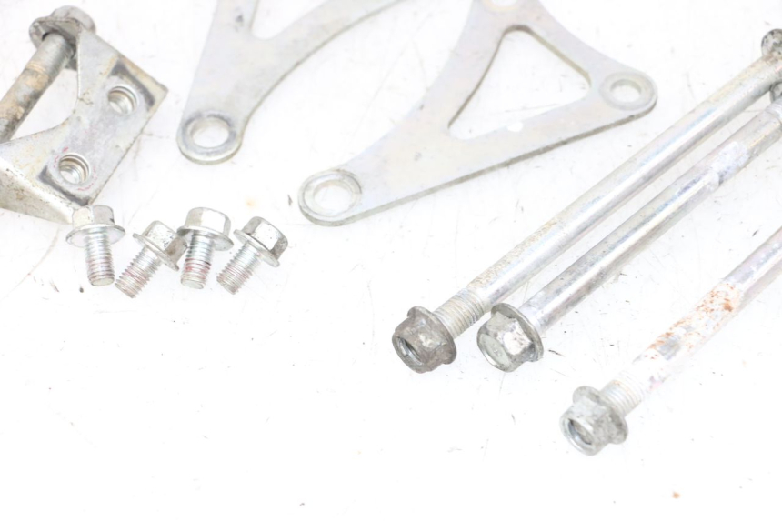 photo de SUPPORT MOTEUR YAMAHA YFM R RAPTOR 250 (2008 - 2014) - Détail de la pièce