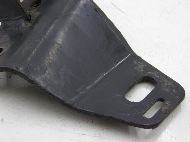 photo de SUPPORT POT  YAMAHA SR 125 (1982 - 2003) - Autre angle de vue