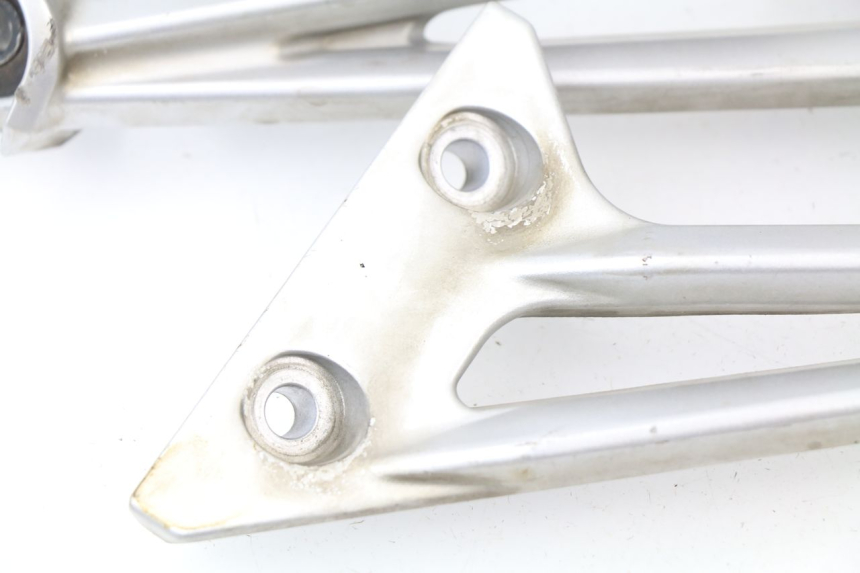 photo de SUPPORT POT  YAMAHA FJR ABS 1300 (2006 - 2012) - Points de fixation