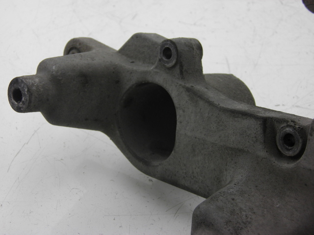 photo de SUPPORT POT  HONDA FES PANTHEON 125 (2003 - 2007)