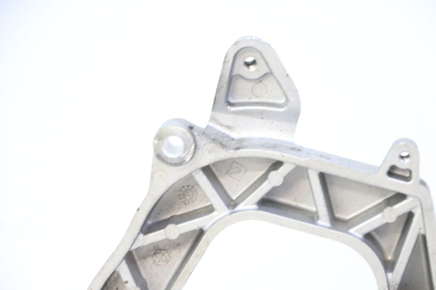 photo de SUPPORT POT  PIAGGIO MP3 HPE 310 (2024 - 2025)