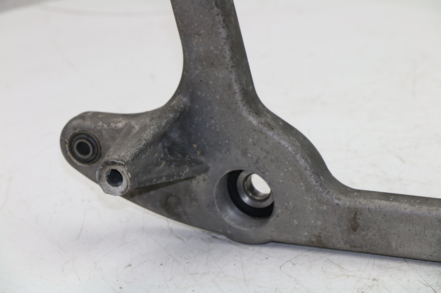 photo de SUPPORT POT PEUGEOT CITYSTAR 125 (2011 - 2017)