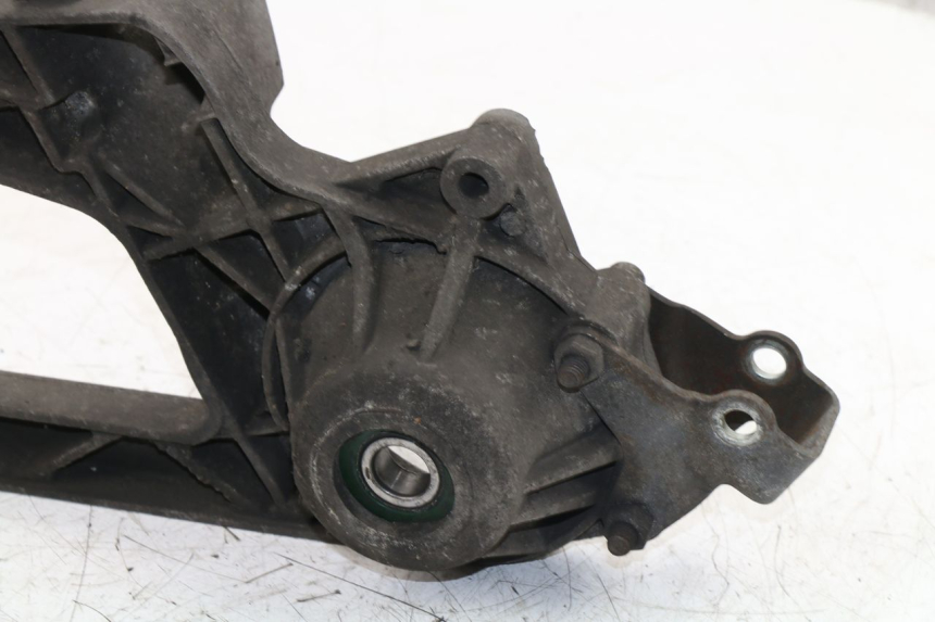 photo de SUPPORT POT PIAGGIO MP3 LT 400 (2007 - 2012)