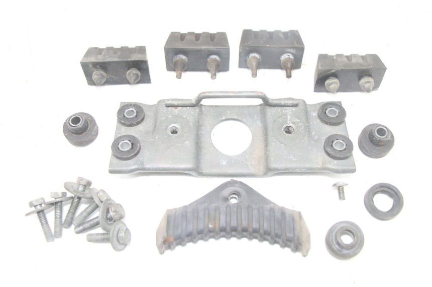 photo de SUPPORT RESERVOIR SUZUKI GSF S BANDIT 600 (2000 - 2004)