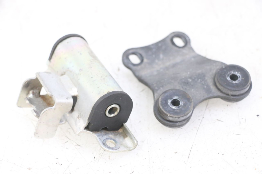 photo de SUPPORT RESERVOIR YAMAHA XJ6 ABS 600 (2008 - 2016)