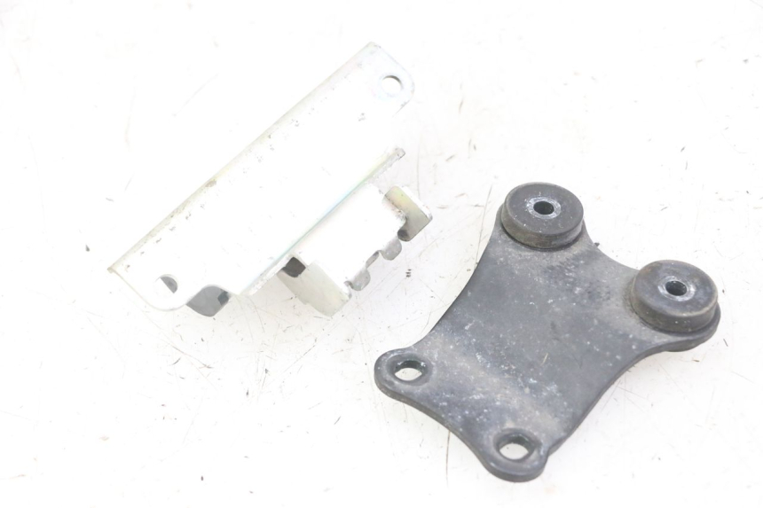 photo de SUPPORT RESERVOIR YAMAHA XJ6 ABS 600 (2008 - 2016)