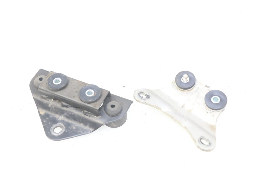 photo de SUPPORT RESERVOIR KAWASAKI ZZR 600 (1995 - 2004)