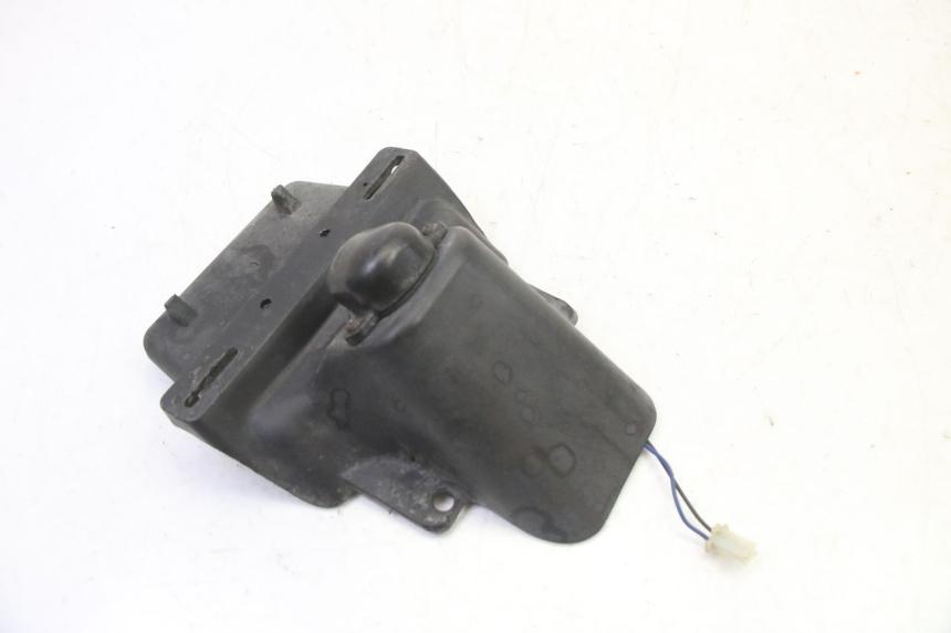 photo de SUPPORT DE PLAQUE YAMAHA BW'S 100 (1999 - 2002)