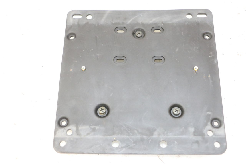 photo de SUPPORT DE PLAQUE PIAGGIO X9 EVOLUTION 125 (2003 - 2007)