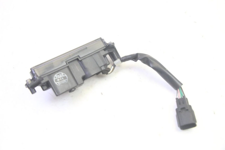 photo de TABLEAU DE BORD PIAGGIO MP3 HPE 350 (2018 - 2020) - Zoom état d’usage