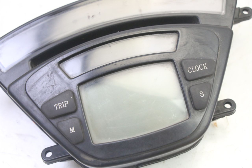 photo de TABLEAU DE BORD PIAGGIO X9 EVOLUTION 125 (2003 - 2007)