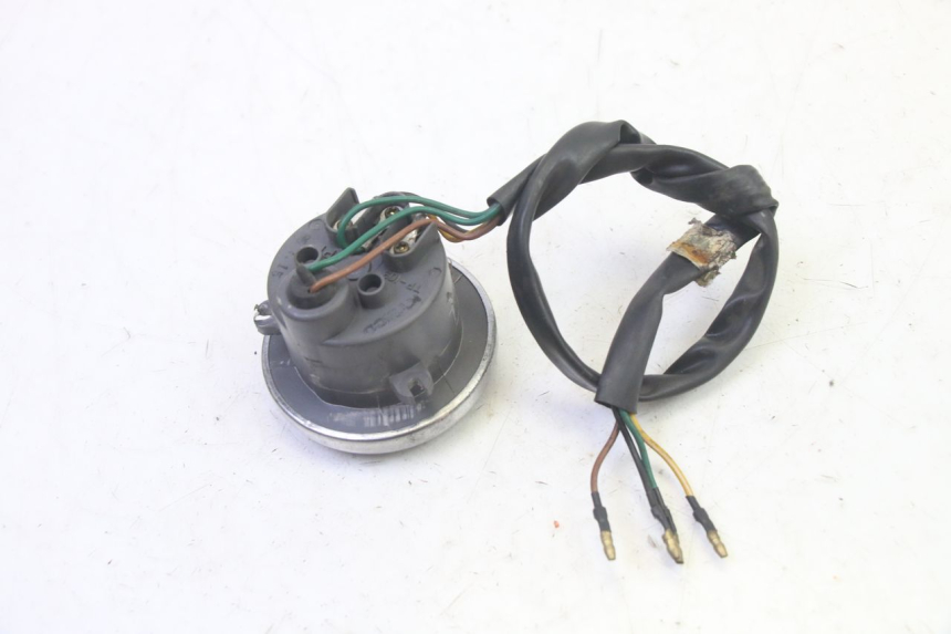 photo de TABLEAU DE BORD KYMCO ZING 125 (1997 - 2003) - Points de fixation