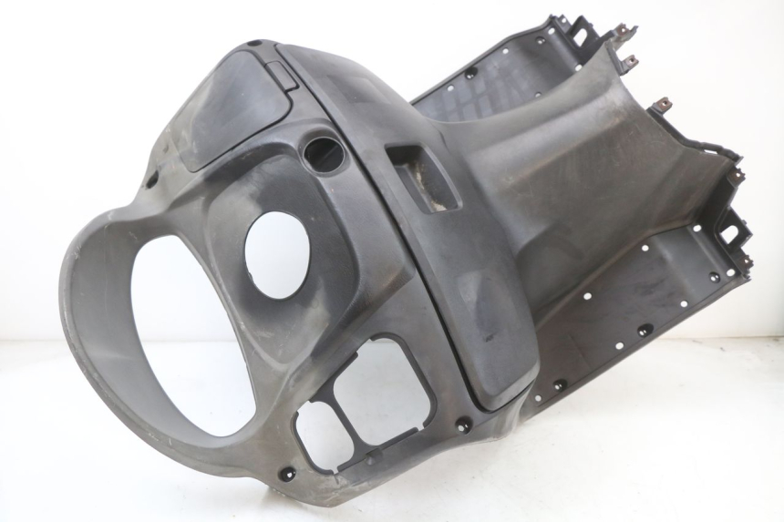 photo de TABLIER INTERIEUR SUZUKI BURGMAN 125 (2007 - 2014)