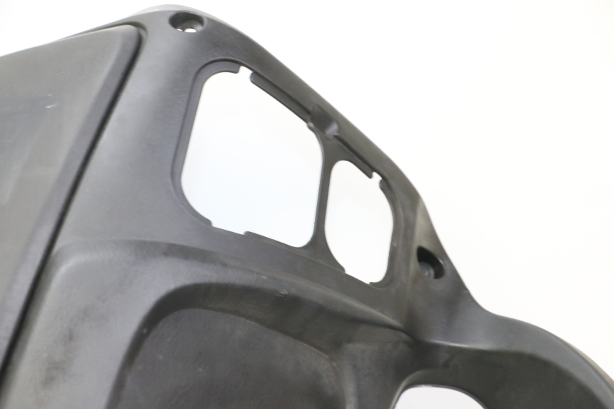 photo de TABLIER INTERIEUR SUZUKI BURGMAN 125 (2007 - 2014)