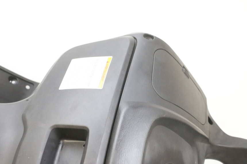 photo de TABLIER INTERIEUR SUZUKI BURGMAN 125 (2007 - 2014) - Vue principale