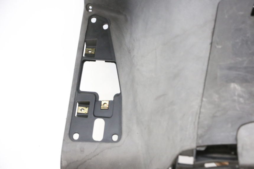 photo de TABLIER INTERIEUR KYMCO DINK STREET 125 (2009 - 2014)