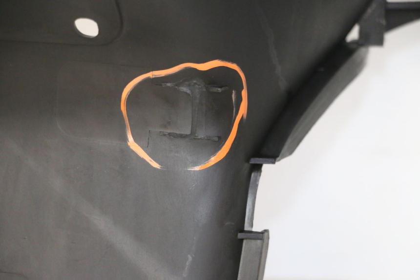 photo de TABLIER INTERIEUR KYMCO DINK STREET 125 (2009 - 2014)