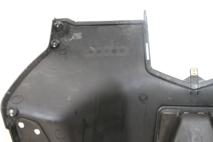 photo de TABLIER INTERIEUR KYMCO DINK STREET 125 (2009 - 2014)