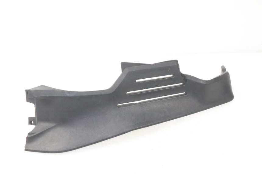 photo de TABLIER INTERIEUR DROIT BMW K 75 RT 750 (1989 - 1997)