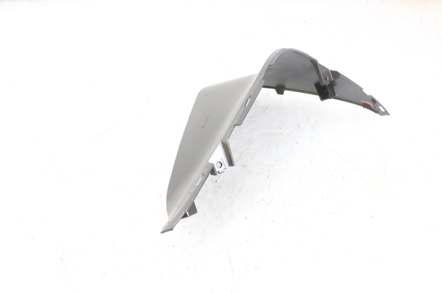 photo de TABLIER INTERIEUR DROIT YAMAHA TRICITY 300 (2020 - 2024) - État de surface