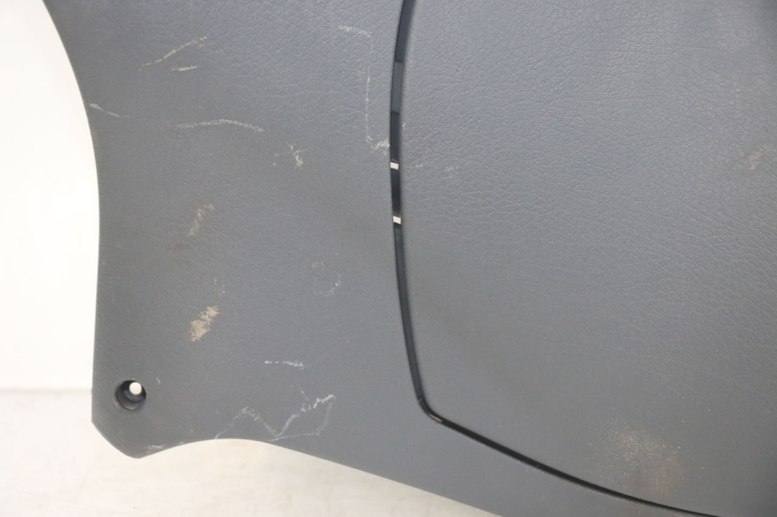 photo de TABLIER INTERIEUR PIAGGIO FLY 125 (2005 - 2012)