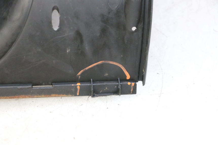 photo de TABLIER INTERIEUR KYMCO GRAND DINK 125 (2008 - 2014)