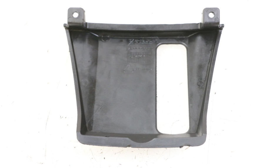 photo de TABLIER INTERIEUR INFERIEUR PIAGGIO MP3 500 (2014 - 2016)