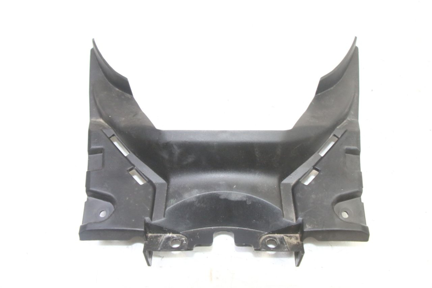 photo de TABLIER INTERIEUR INFERIEUR YAMAHA XMAX X-MAX 125 (2021 - 2025)