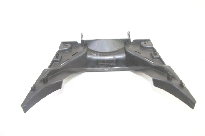 photo de TABLIER INTERIEUR INFERIEUR YAMAHA XMAX X-MAX 125 (2021 - 2025)