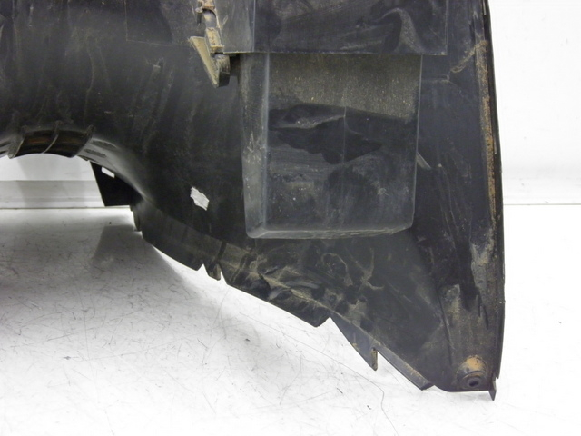 photo de TABLIER INTERIEUR INFERIEUR YAMAHA YP MAJESTY 125 (2002 - 2006) - Pièce contrôlée