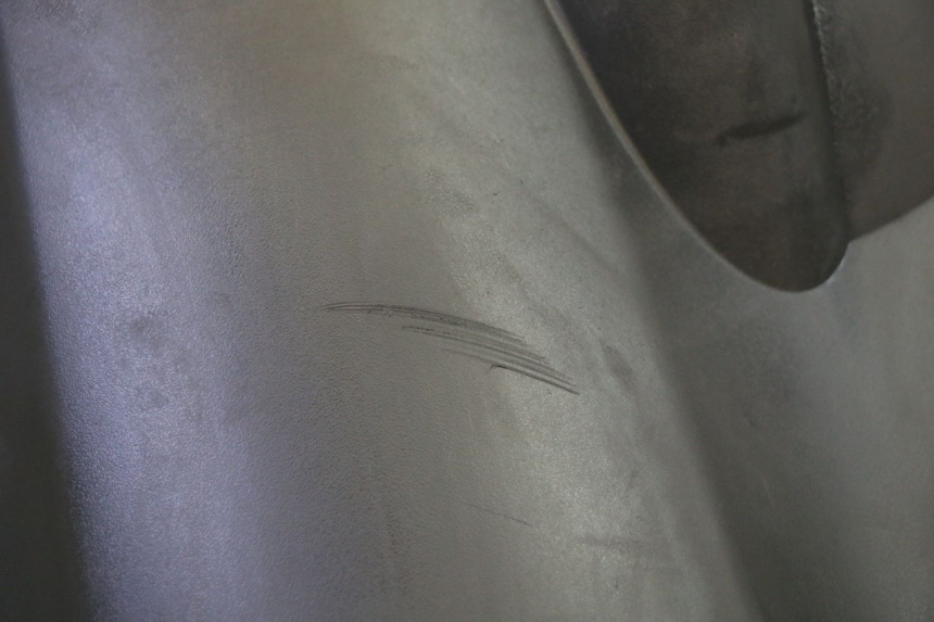 photo de TABLIER INTERIEUR PEUGEOT KISBEE 4T 50 (2018 - 2022) - État de surface