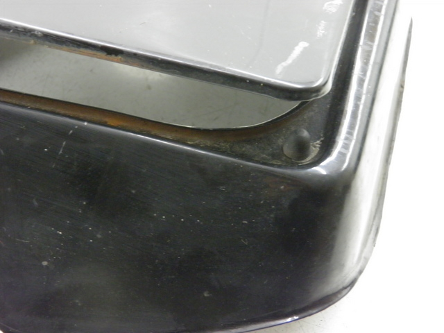 photo de TABLIER INTERIEUR LML DLX 2T 125 (2008) - Gros plan technique