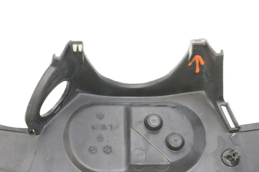 photo de TABLIER INTERIEUR PIAGGIO MP3 RL 250 (2007 - 2010)