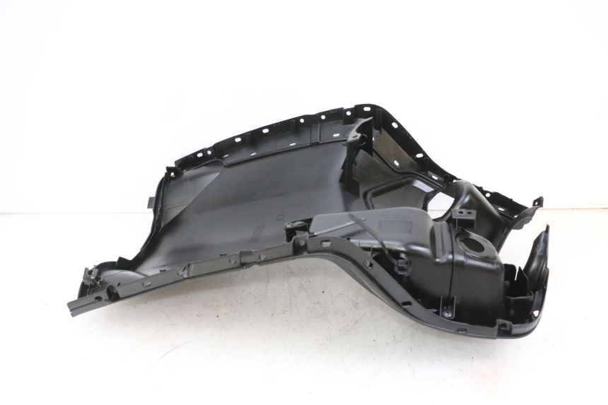 photo de TABLIER INTERIEUR YAMAHA NEO'S CORE 1 (2022 - 2026) - Zoom composants