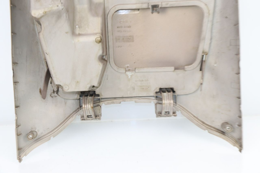 photo de TABLIER INTERIEUR APRILIA SCARABEO GT 125 (1999 - 2007)