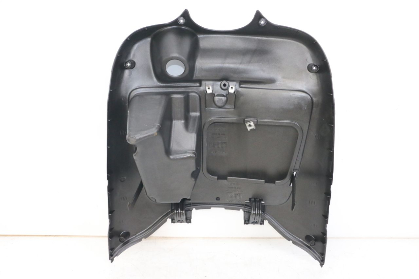photo de TABLIER INTERIEUR APRILIA SCARABEO GT 125 (1999 - 2007)