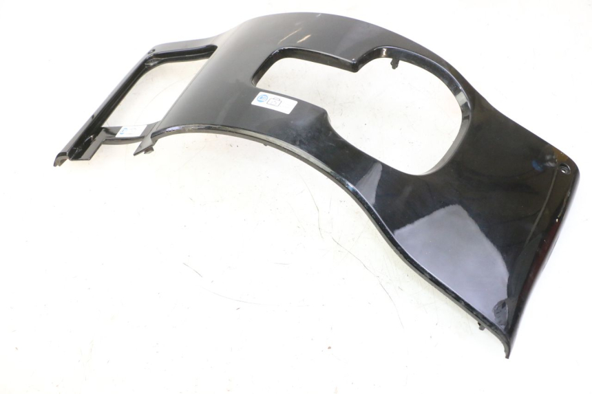 photo de TABLIER INTERIEUR SUPERIEUR HONDA FES S-WING SWING ABS 125 (2007 - 2015)